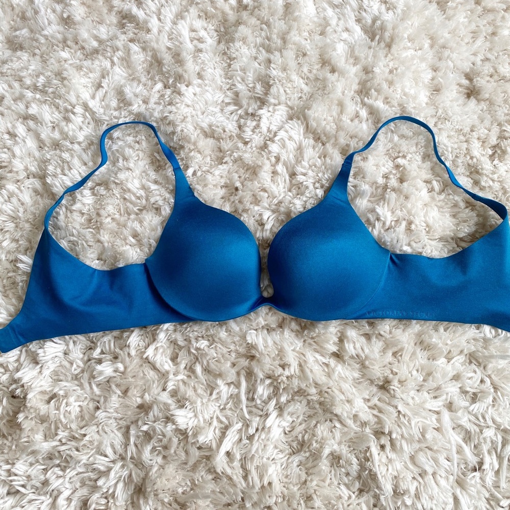 Victoria’s Secret Very Sexy push-up 34B